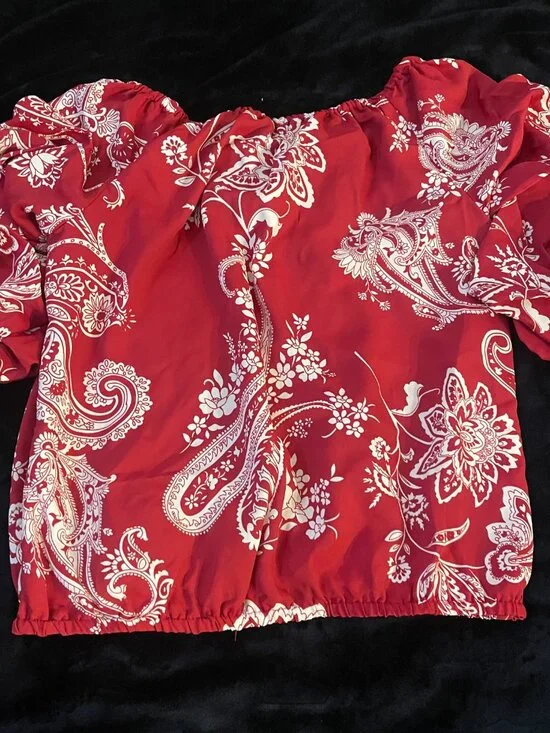 Vince Camuto Red Paisley Off Shoulder Boho Blouse M - Picture 8 of 9